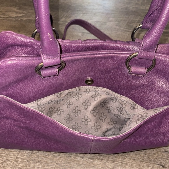 Buxton Purse - Picture 7 of 7